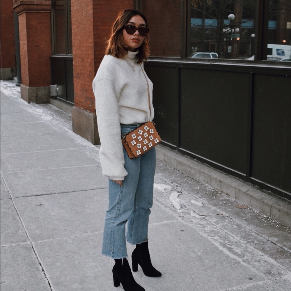 Meet your Posher, Elizabeth